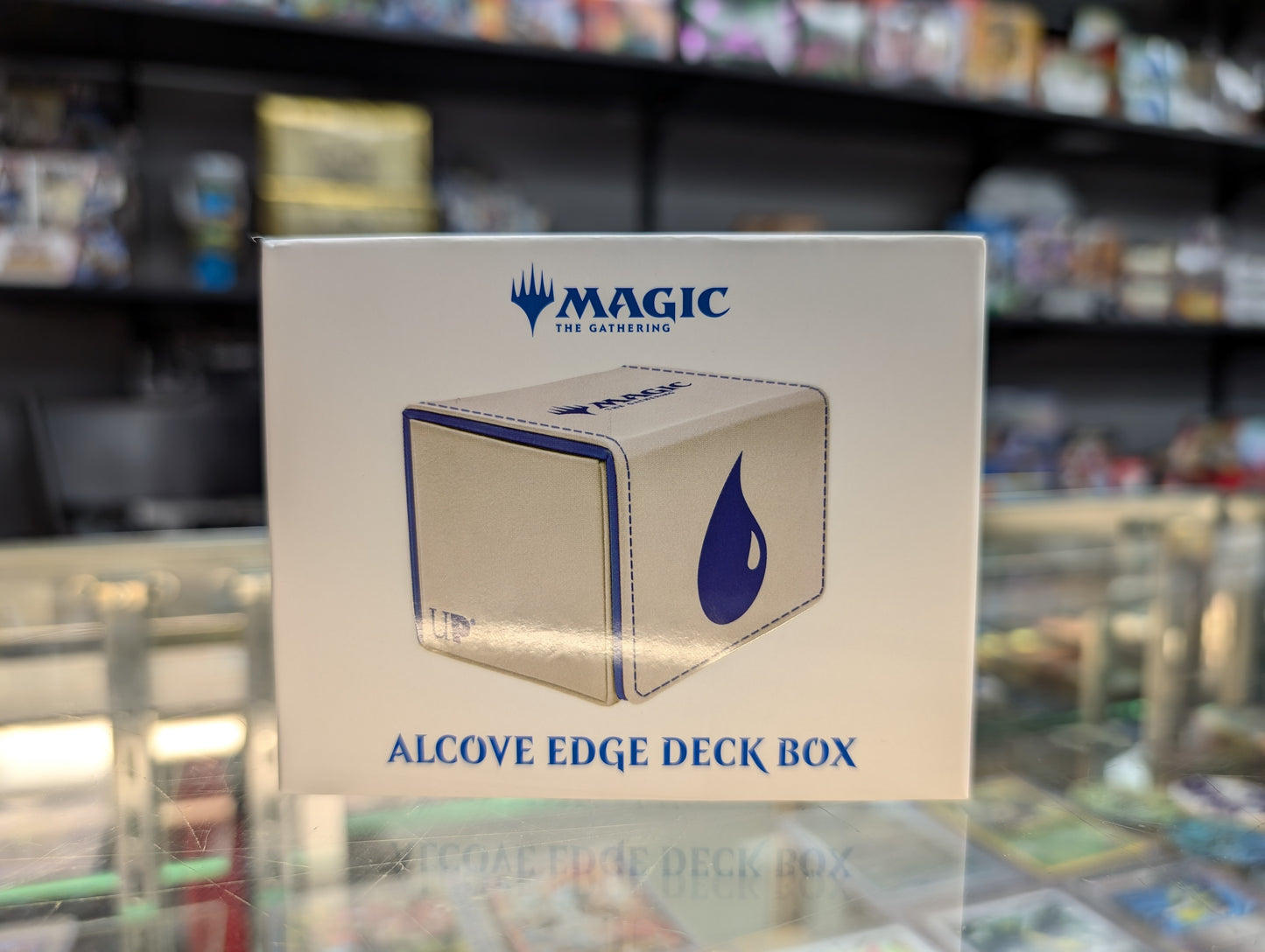 Mana 8 Alcove Edge Deck Box