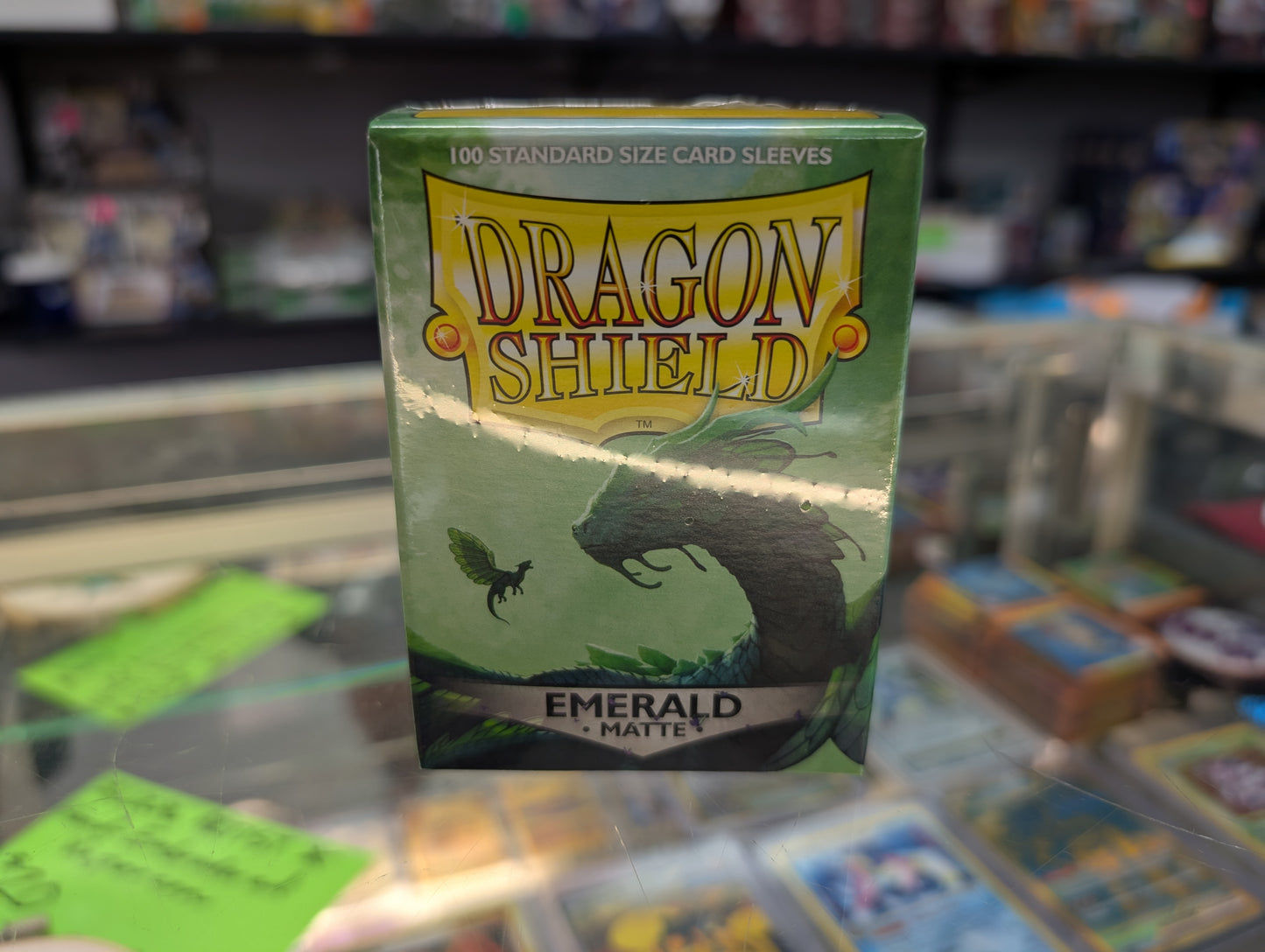 Dragon Shield Sleeves: Standard (100ct)